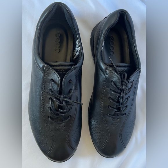 Ecco Women’s Shoes Lace up Flats Size 6 Color black - Picture 1 of 10